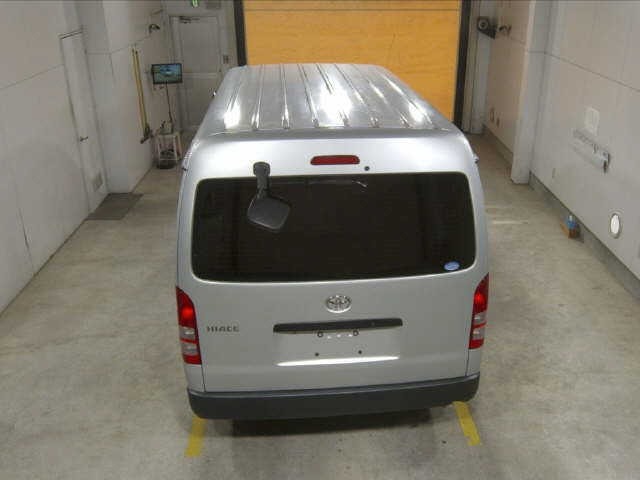 2016 Toyota Hiace
